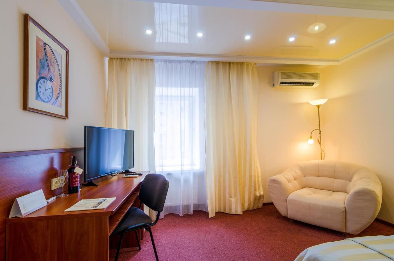 Raziotel Krivoi Rog Exterior foto