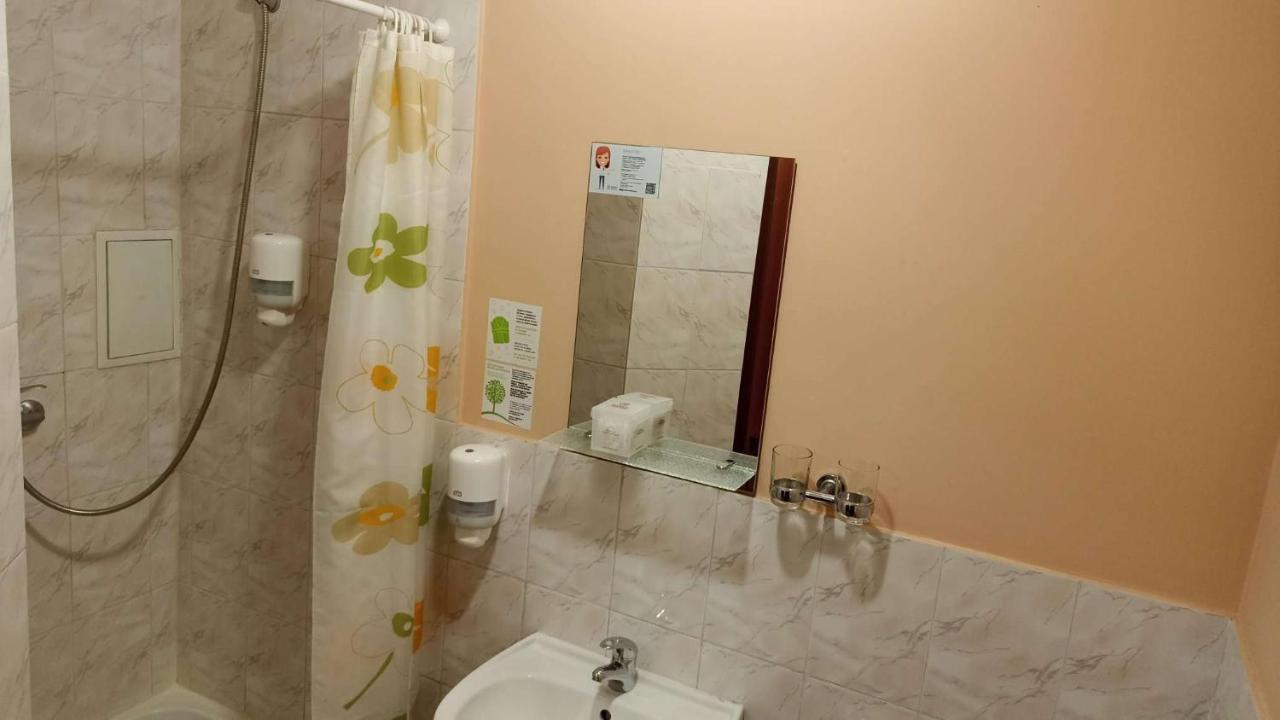 Raziotel Krivoi Rog Exterior foto