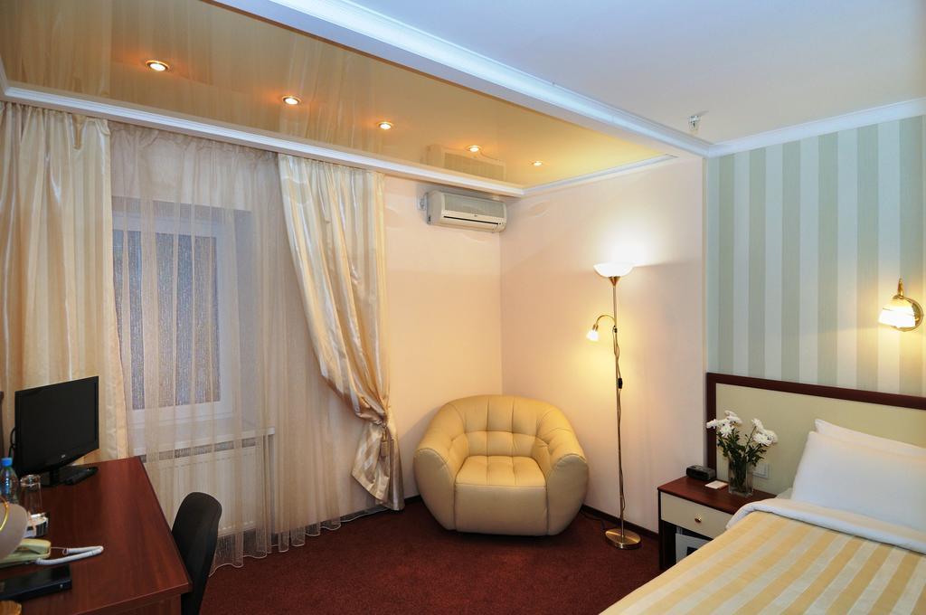 Raziotel Krivoi Rog Exterior foto
